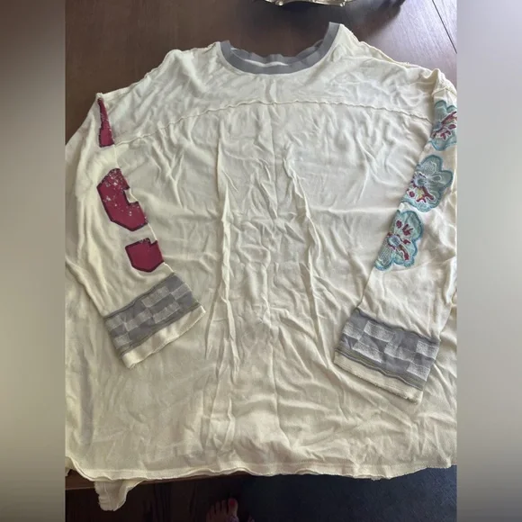 Free People We The Free Invincible Graphic Embroidered Flower Checker Top Medium - Picture 5 of 7